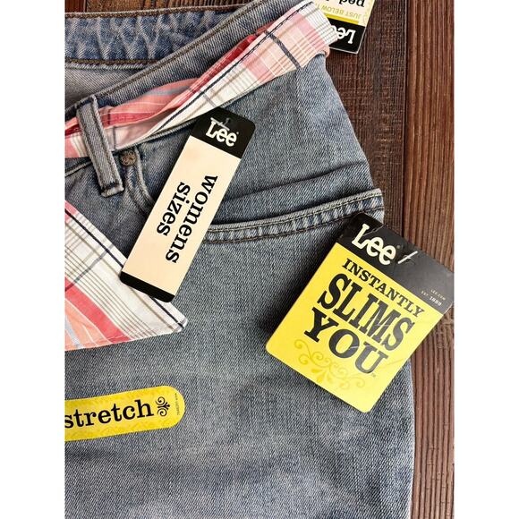 New Lee Skimmer Pedal Pushers Comfort Fit Just Below Waist Jeans 20W Capri - Picture 9 of 9